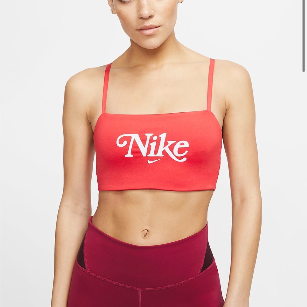 NWT Nike Padded Sports Bra